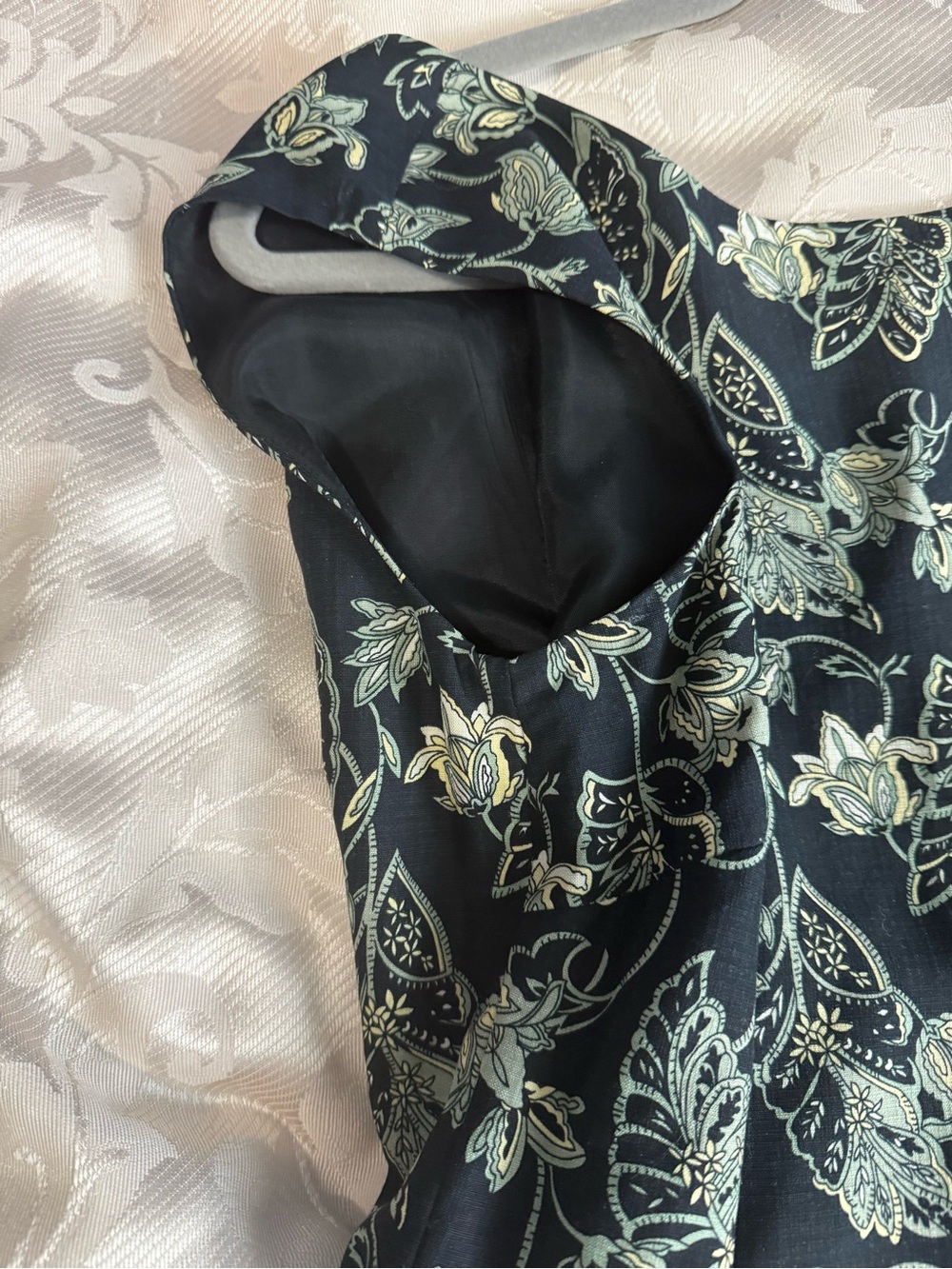 Tommy Bahama 100% Silk Paisley Border Print Shift Dress Size 10 Resort Cruise - Picture 7 of 8